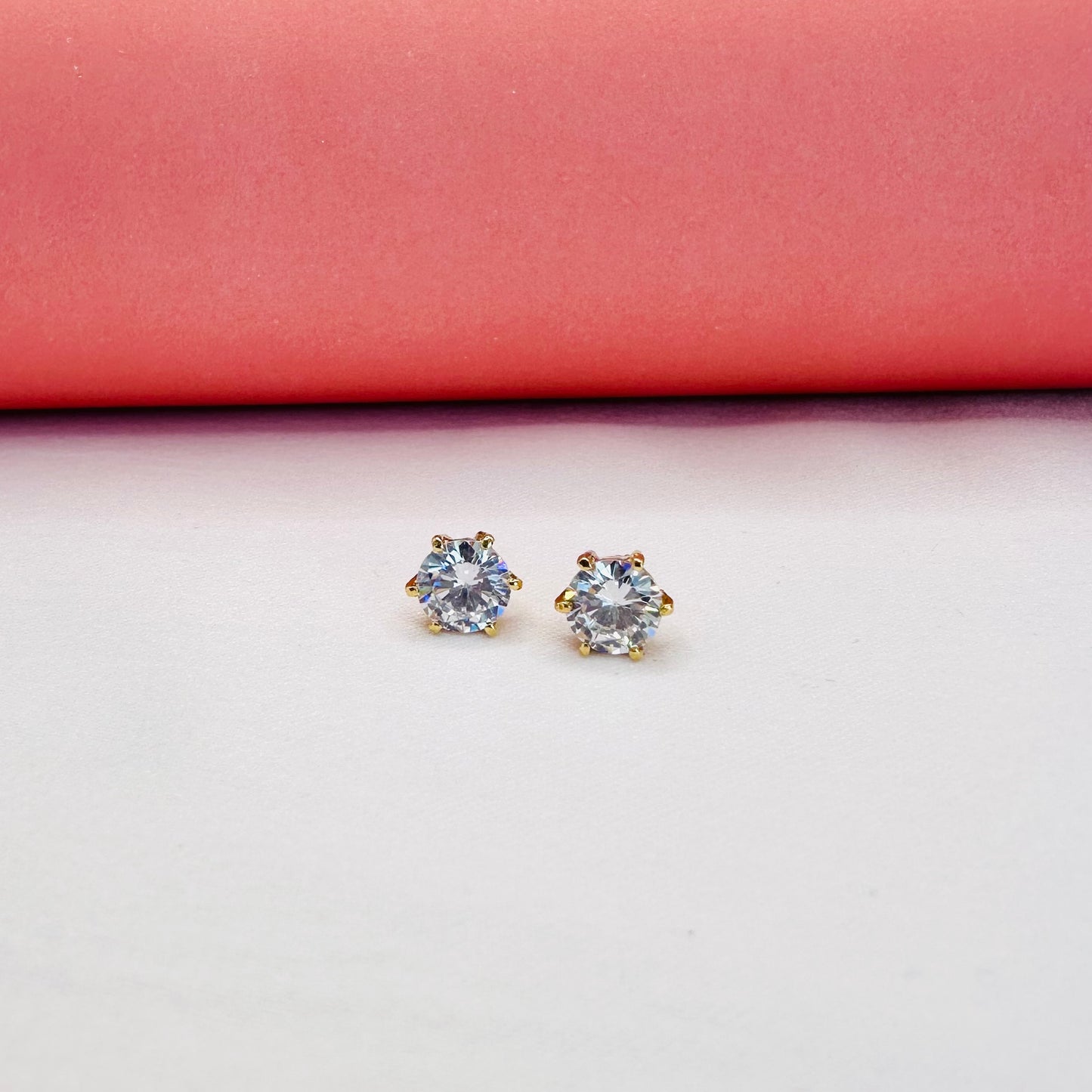 22k solid gold solitaire ear studs