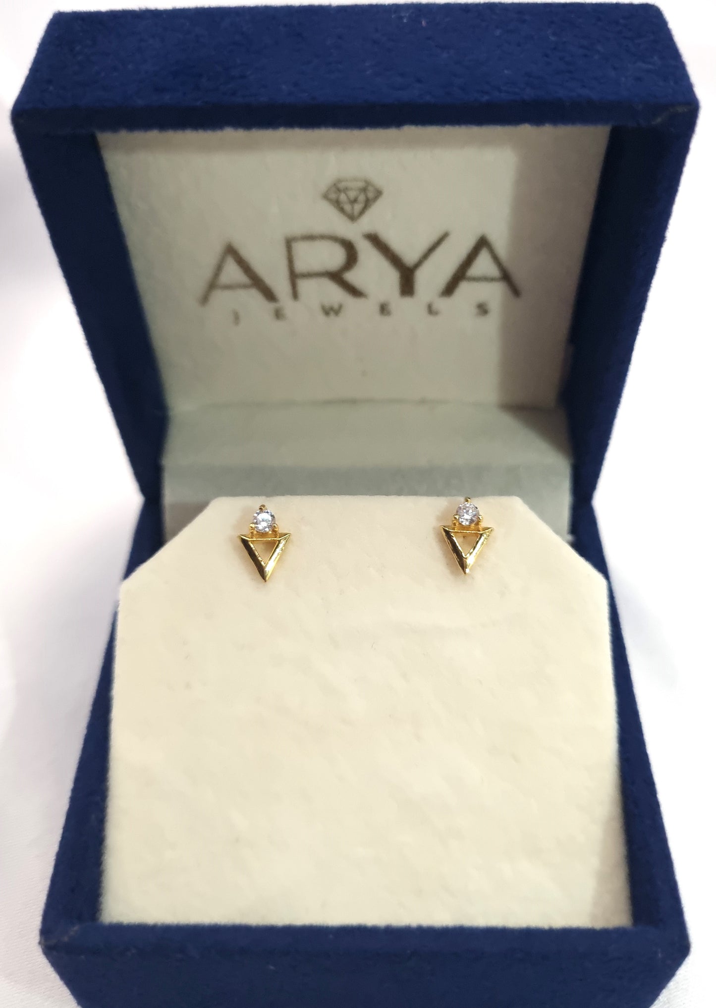 22k solid gold small white stud triangle earrings