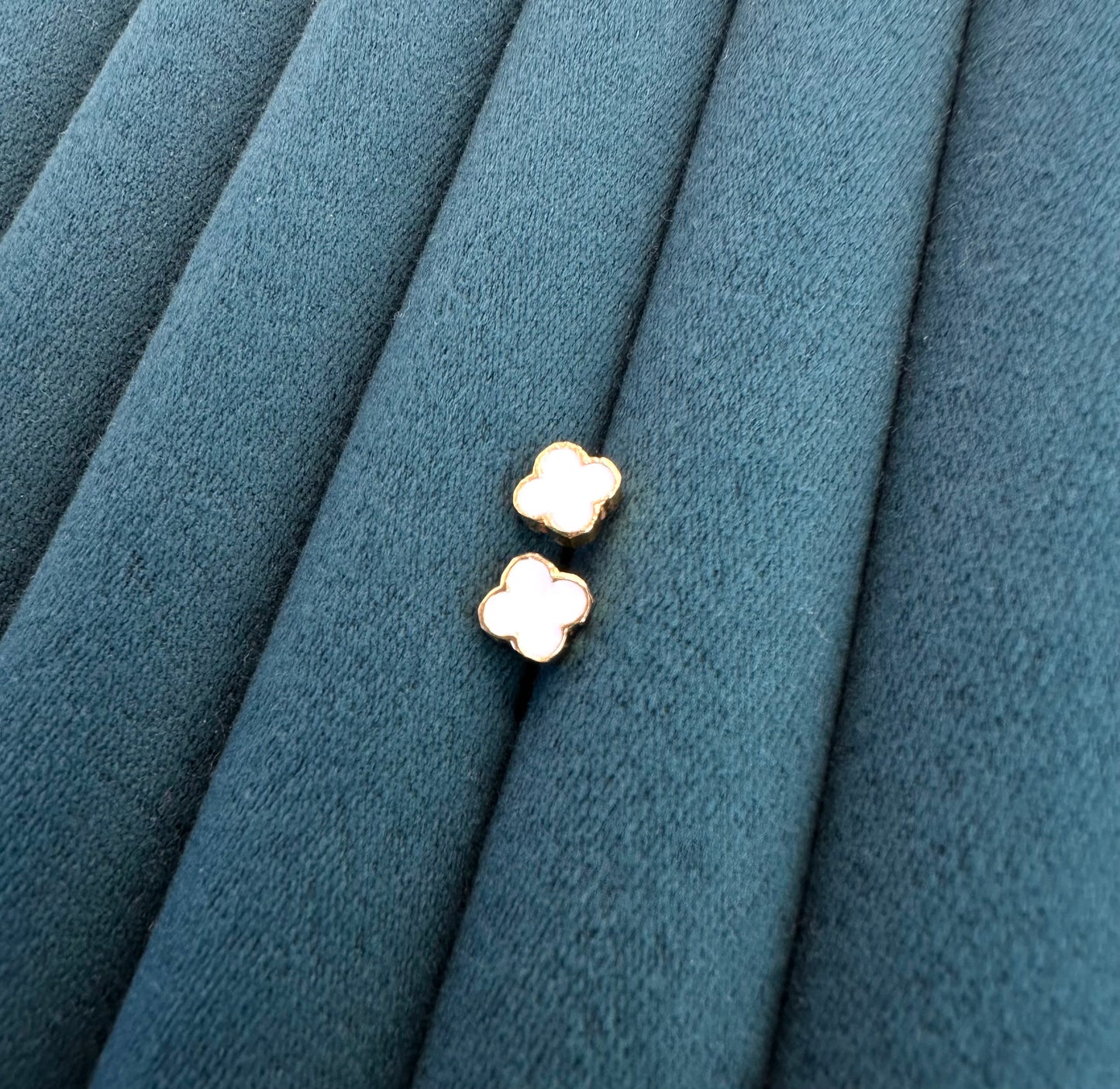 22k Solid Gold Clover Earrings