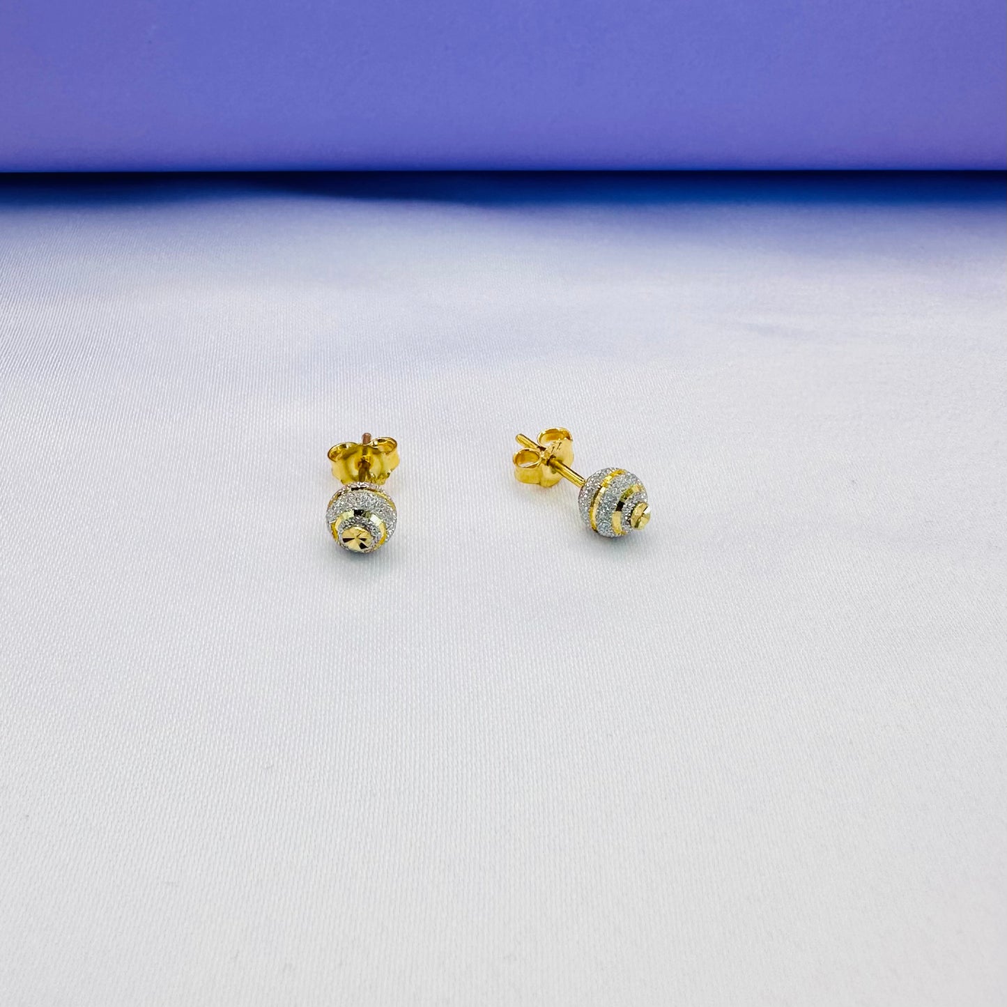 22k solid gold sand blast globe earrings