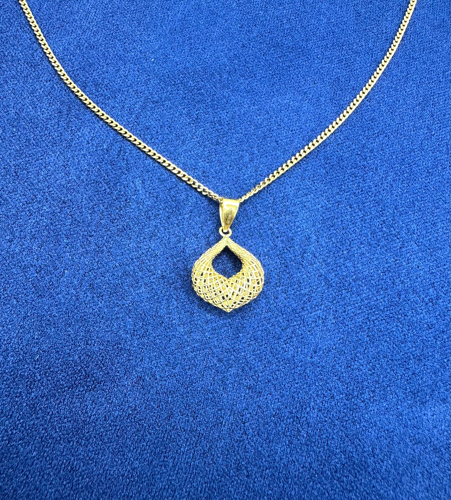 22k solid gold 3D charms pendant
