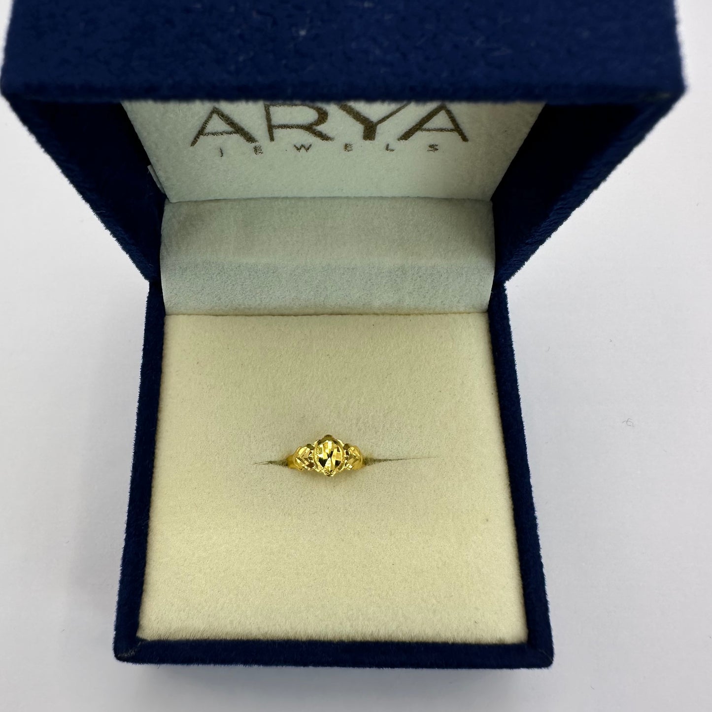 22k solid gold baby ring - 916 hallmarked.