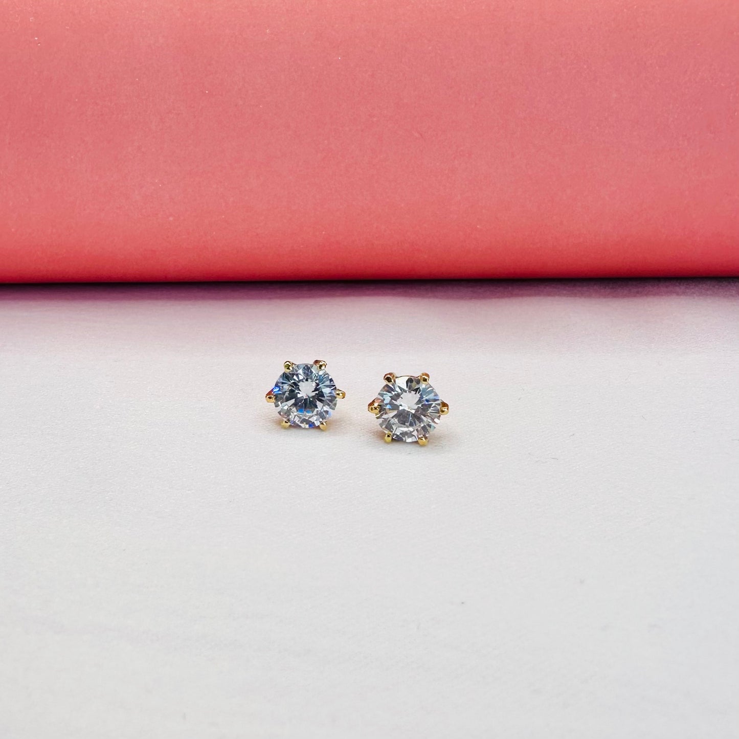 22k solid gold solitaire ear studs
