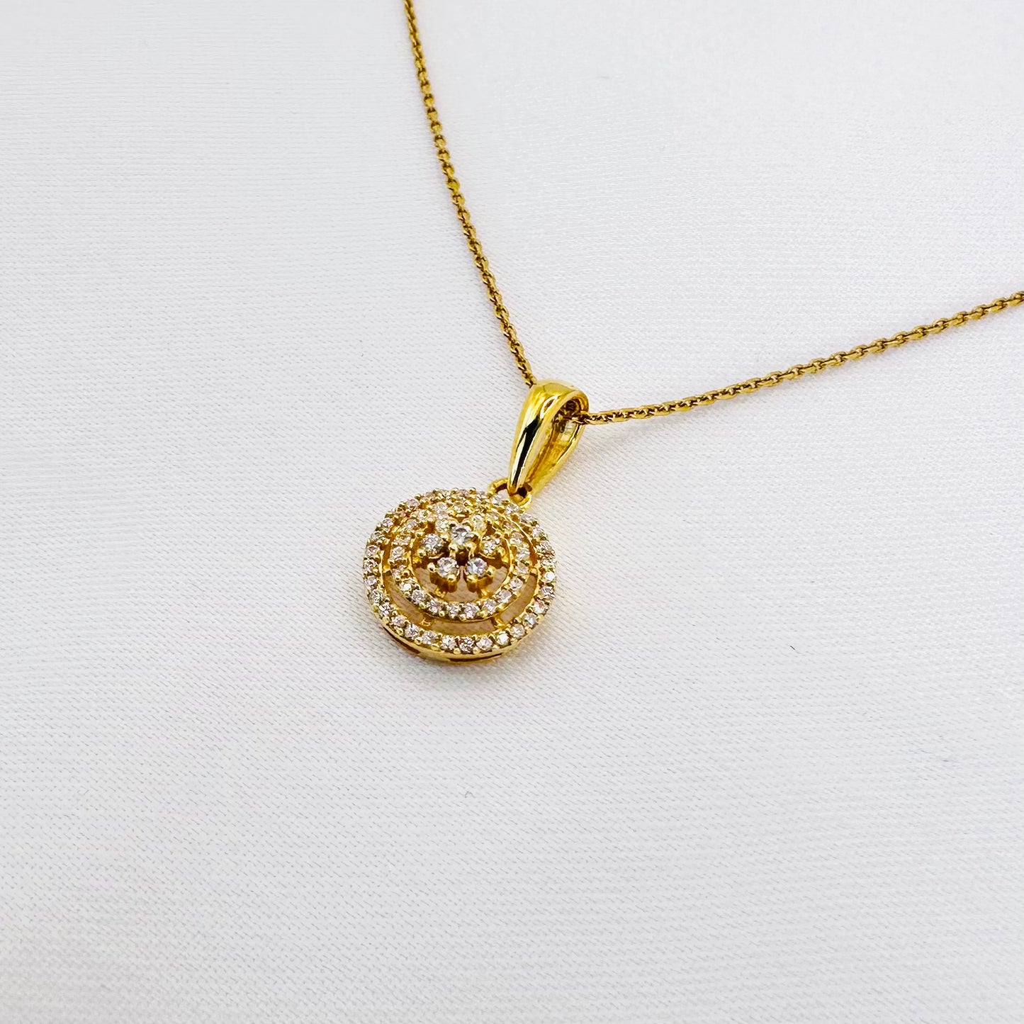 22k solid gold studded pendant only