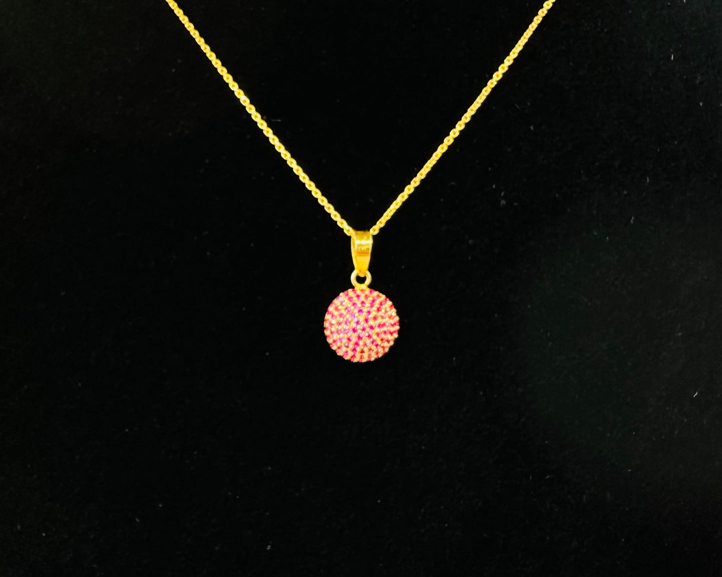 22k solid gold round pendant