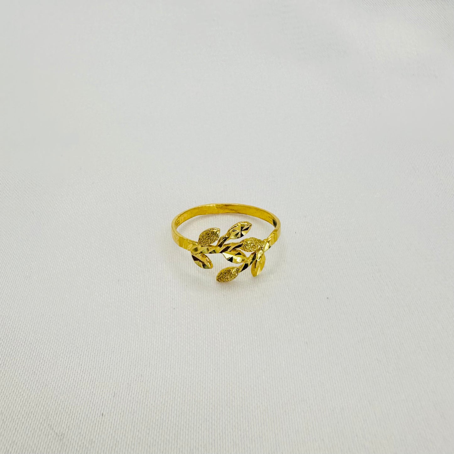 22k solid gold ring