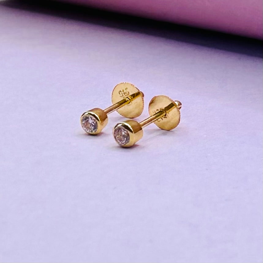22k solid gold ear studs