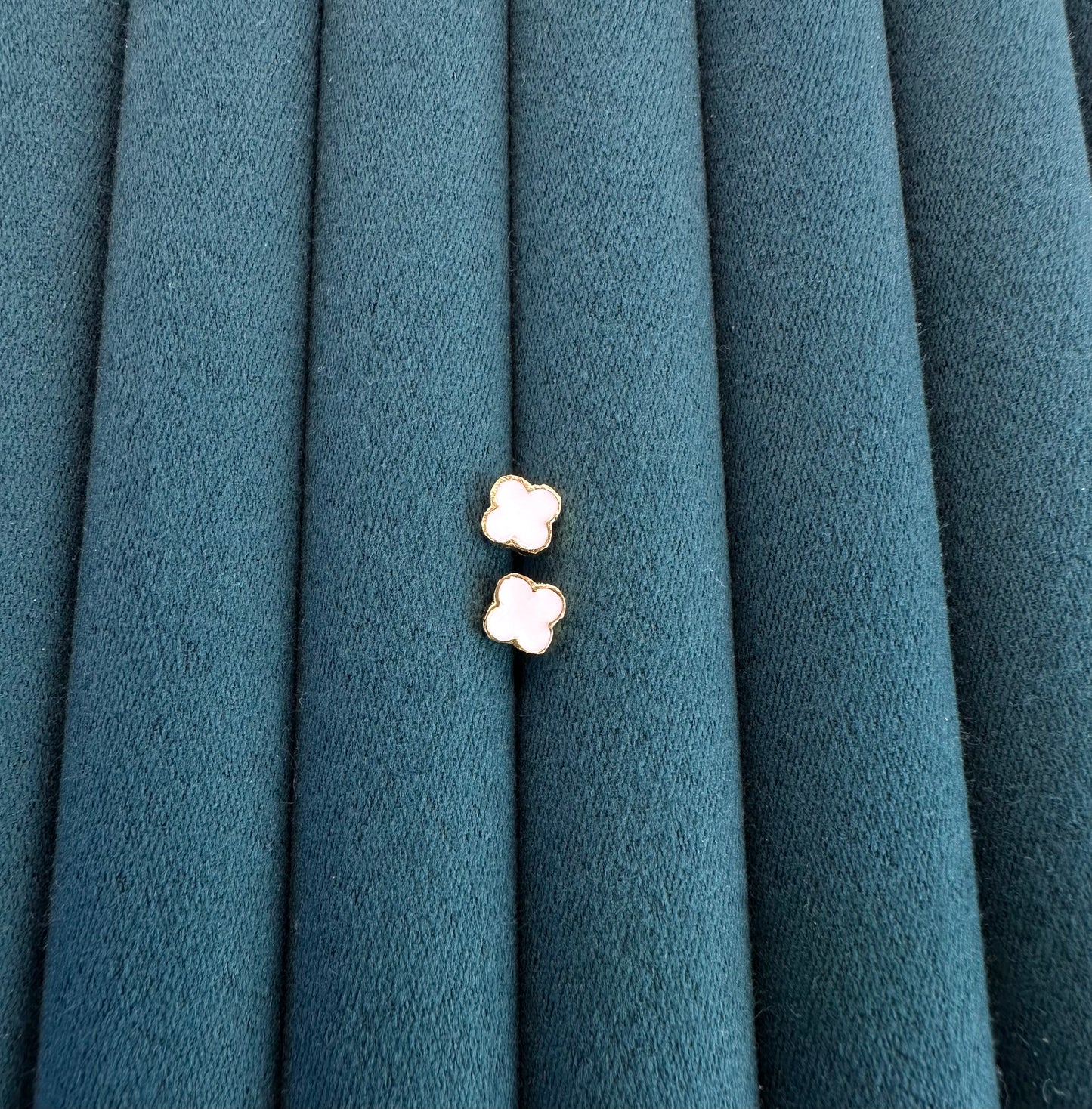 22k Solid Gold Clover Earrings