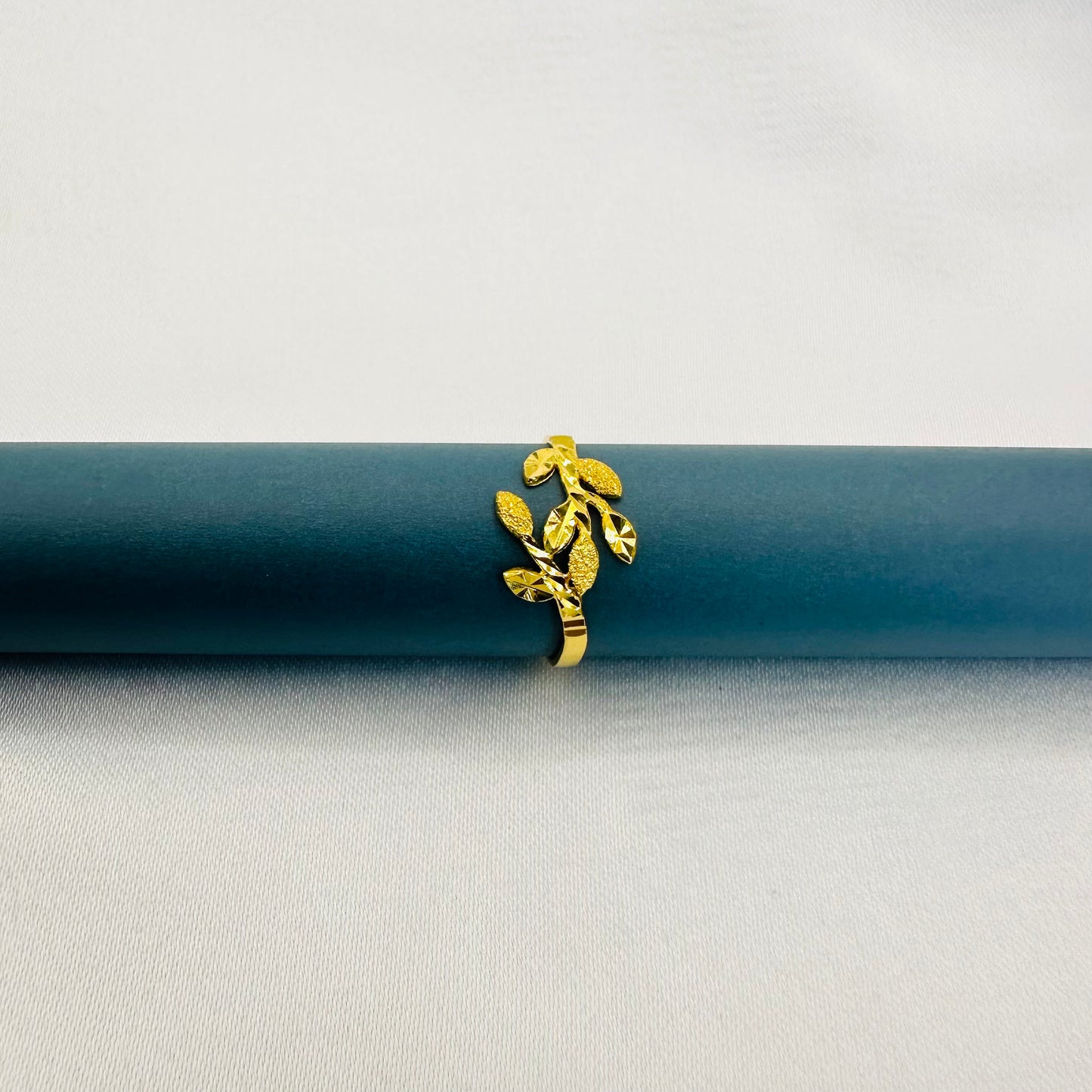 22k solid gold ring