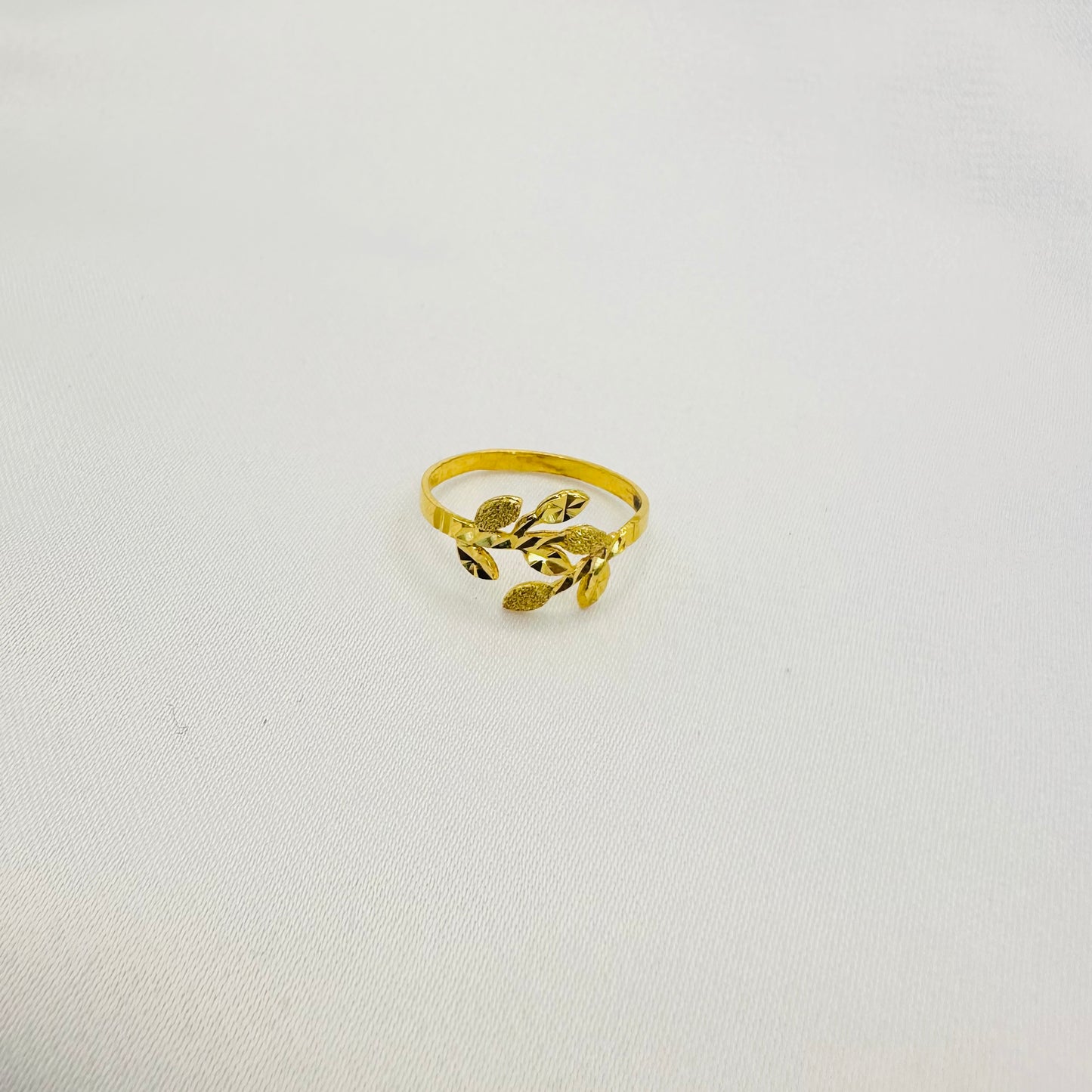 22k solid gold ring