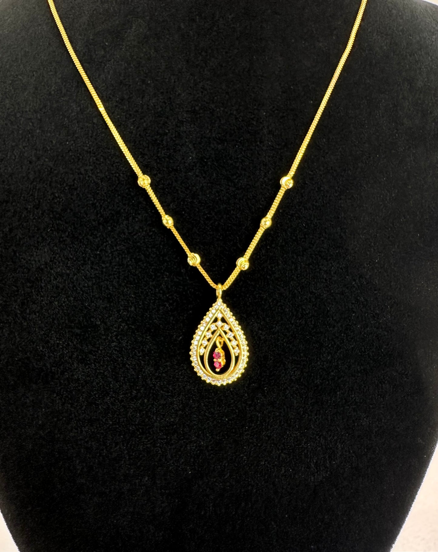 22k solid gold designer necklace with tear drop pendant