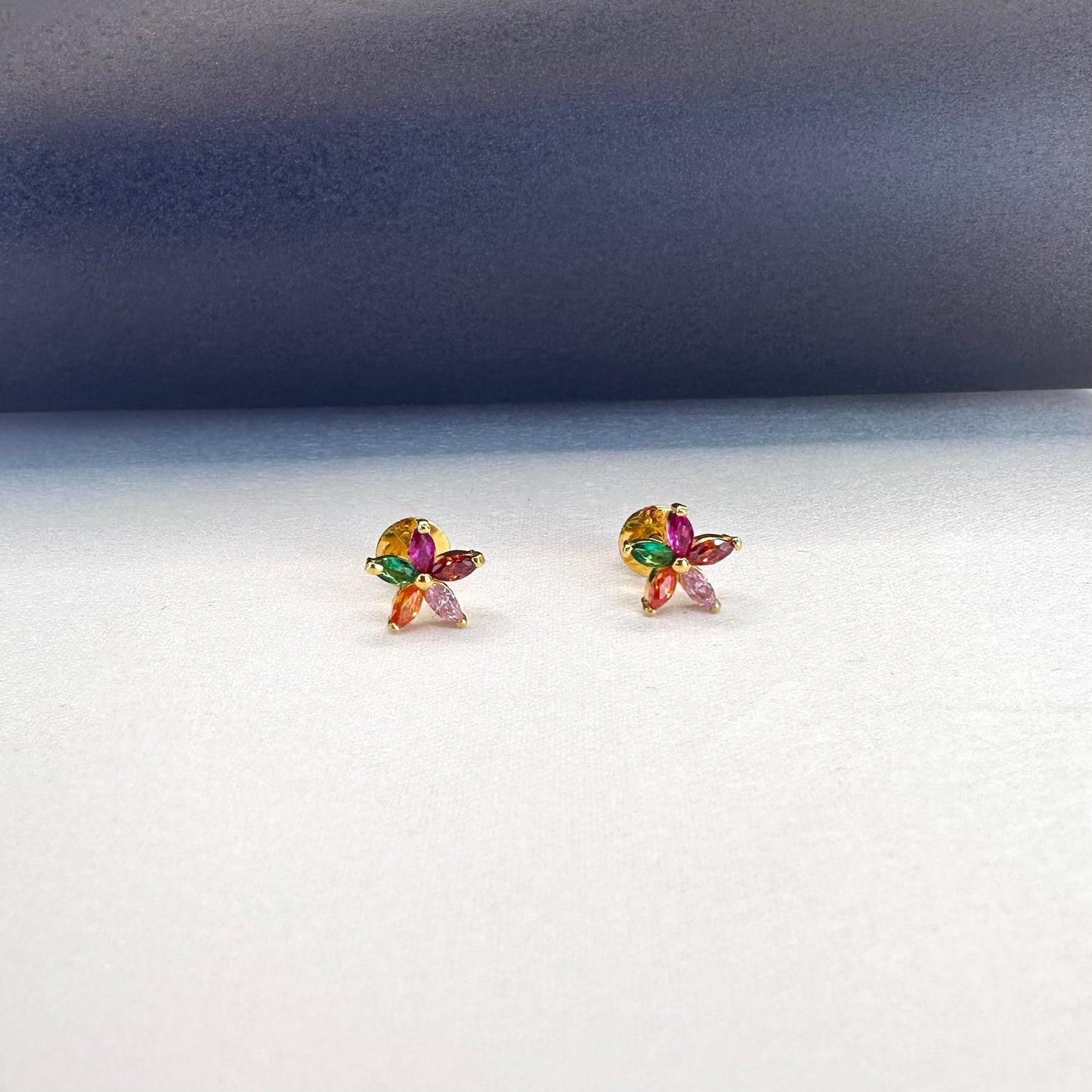 22k solid gold flower earrings