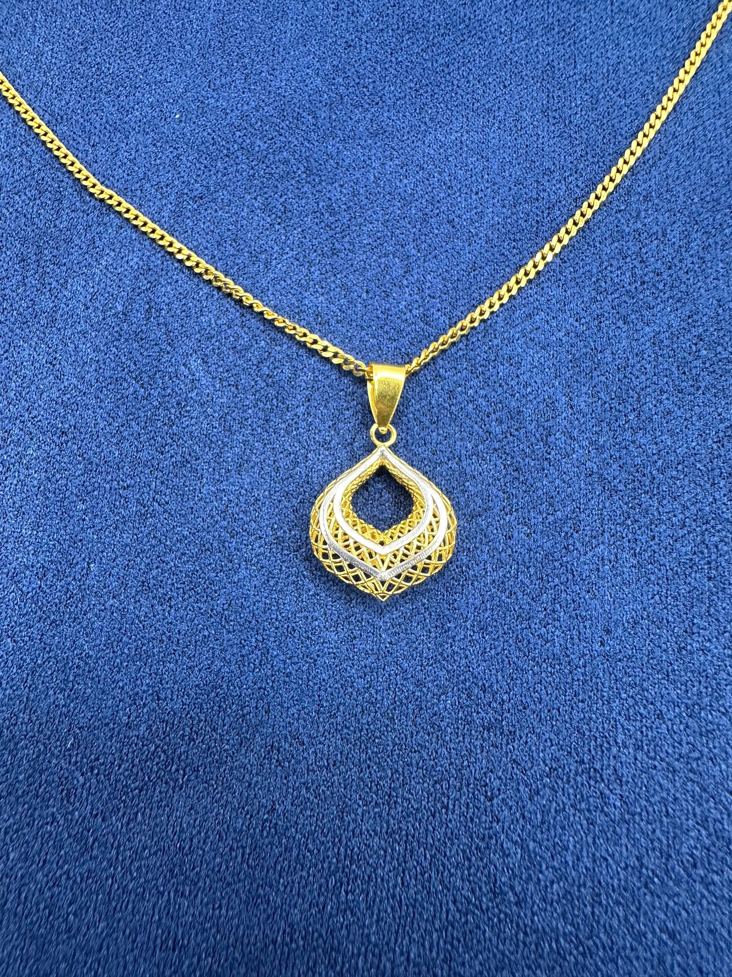 22k solid gold 3D charms pendant