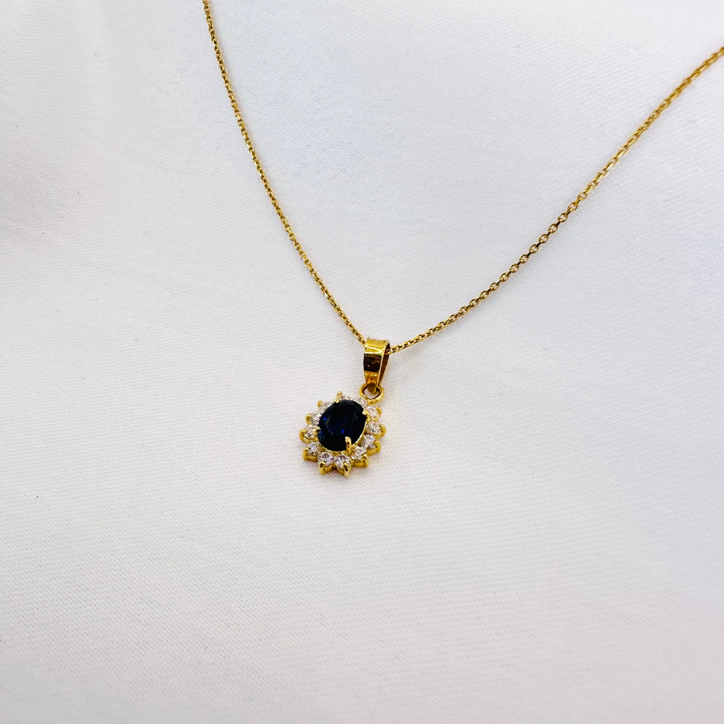22k solid gold pendant