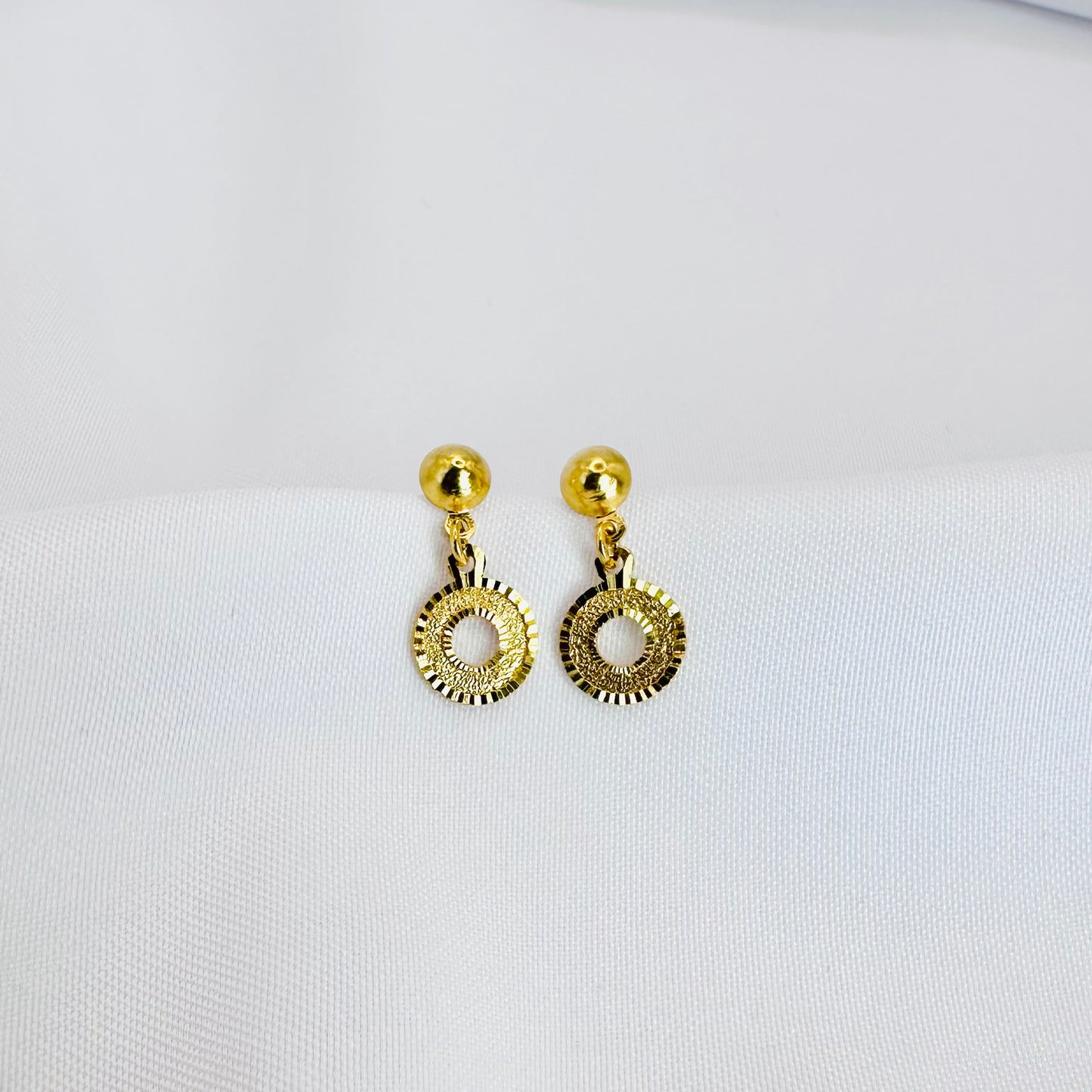 22k solid gold dangle earrings