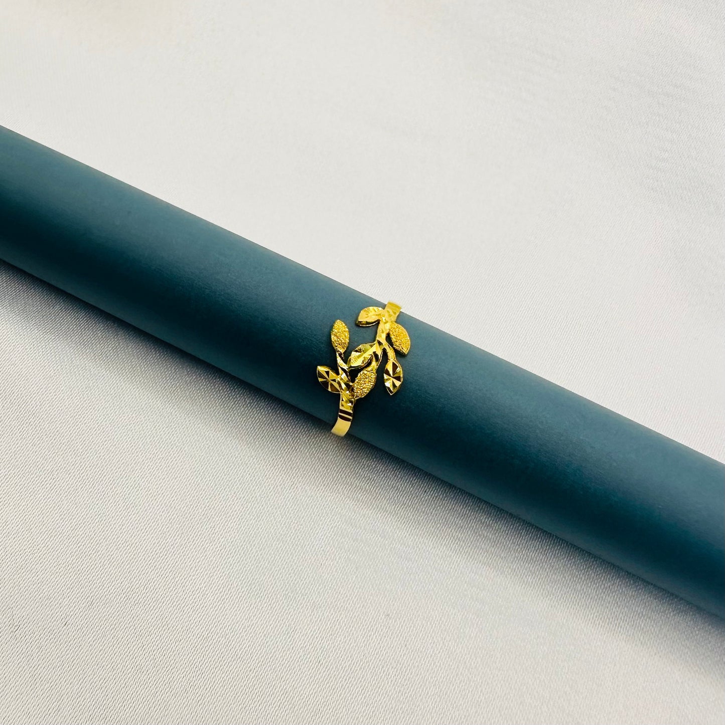 22k solid gold ring