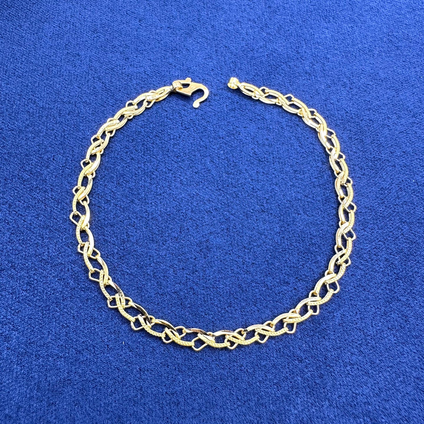22k Solid Gold Bracelet - Teens and adults