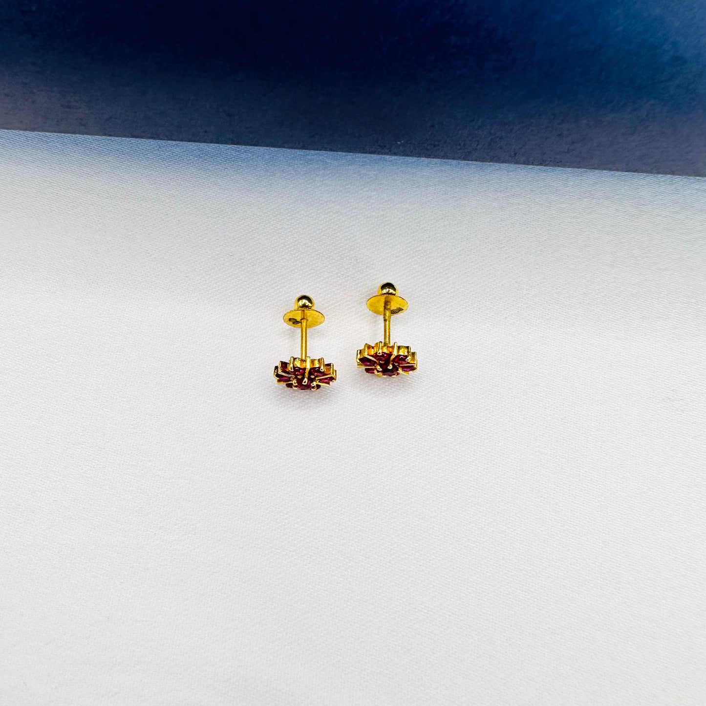 22k solid gold flower earrings