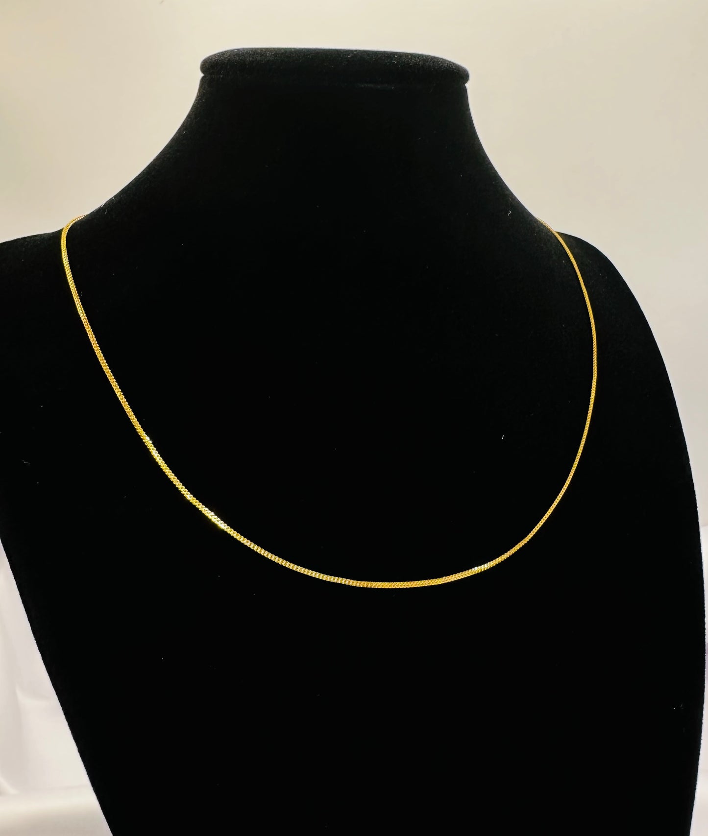 22k solid gold box chain