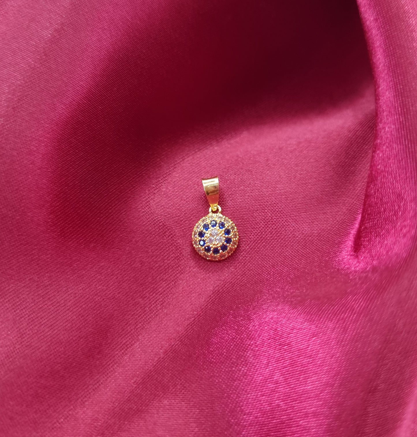 22k solid gold pendant