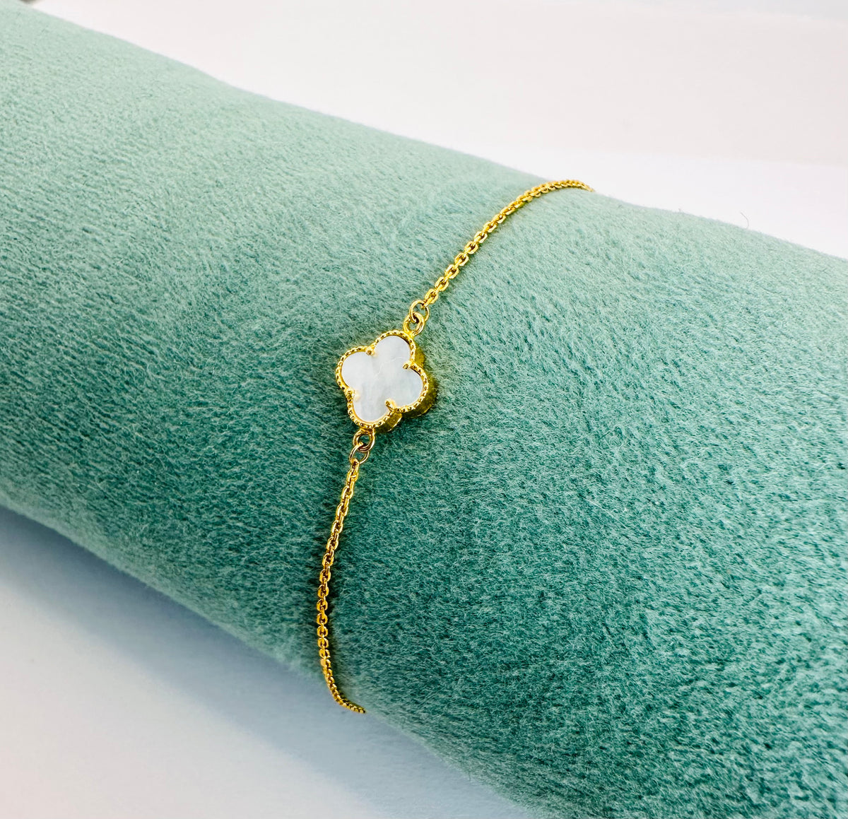 22k solid gold white clover bracelet