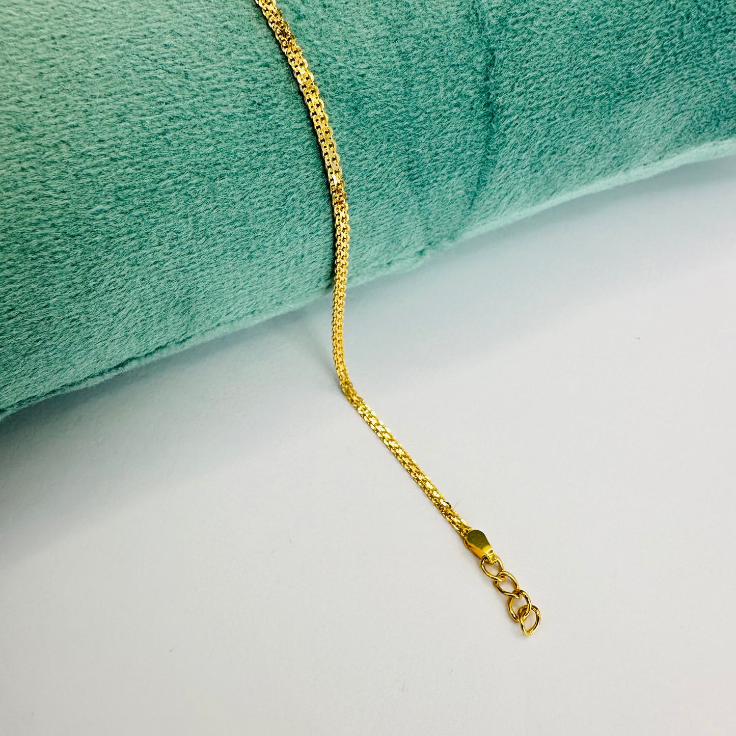 22k solid gold baby/toddlers bracelet