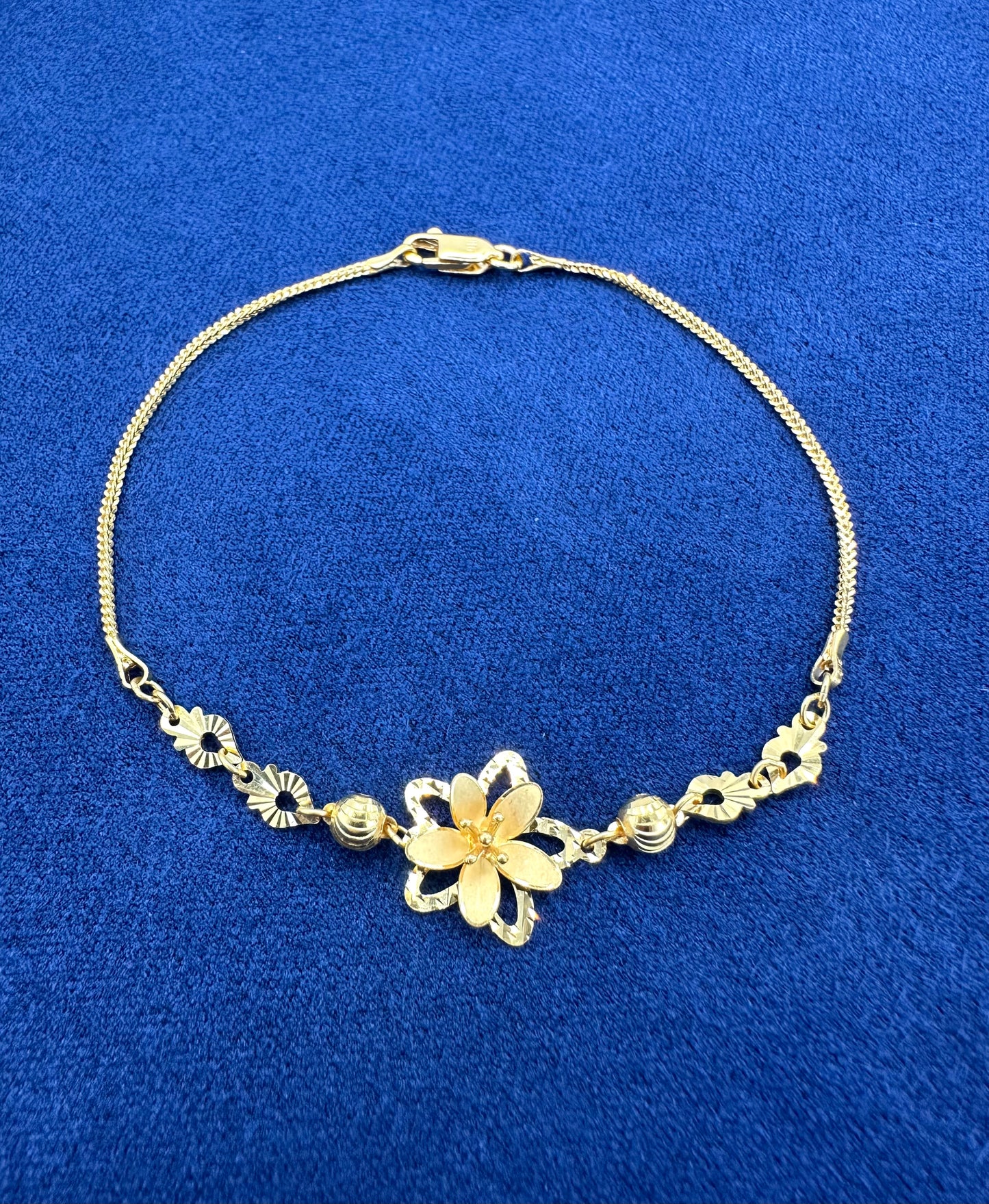 22k Solid Gold Designer Bracelet
