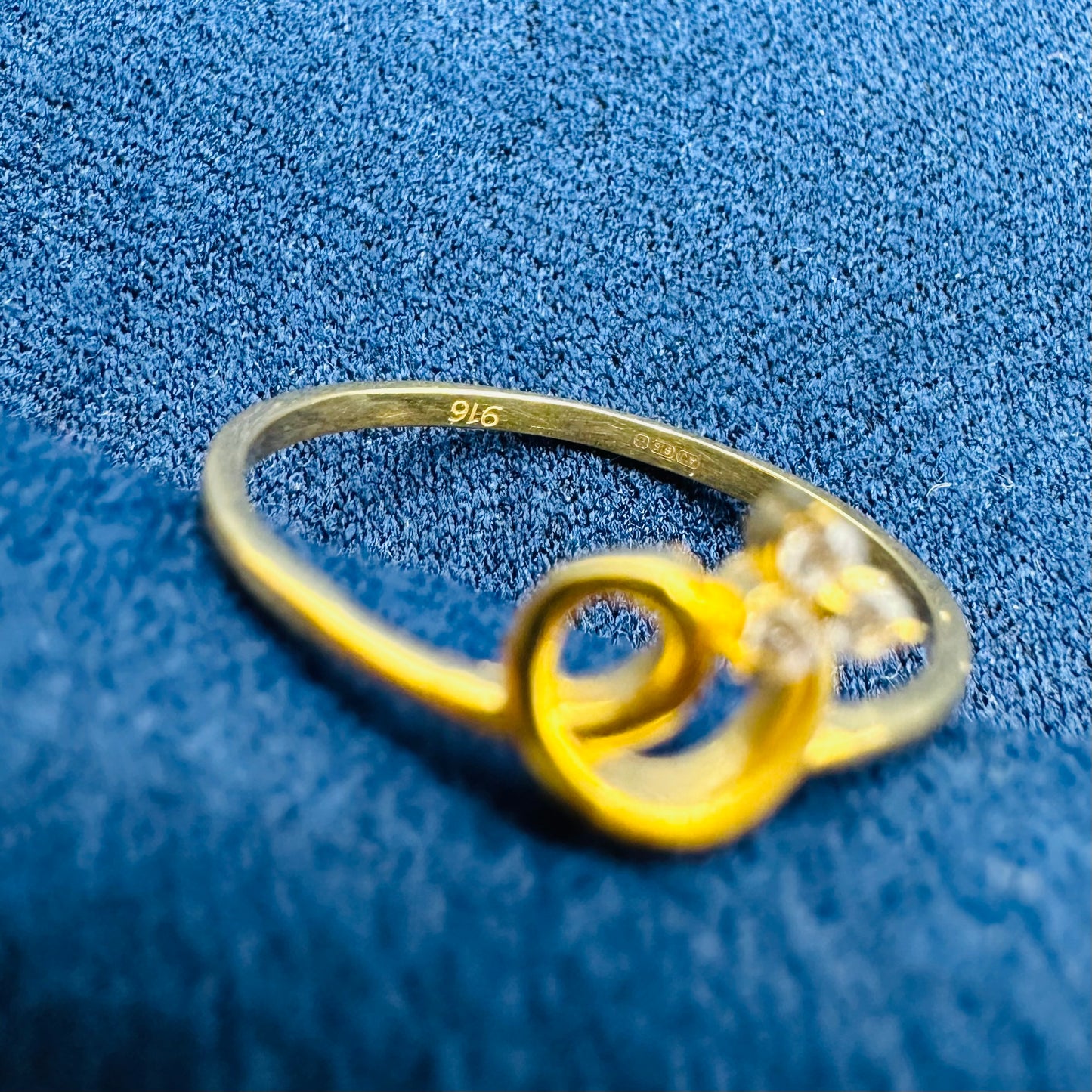 22k solid gold ring