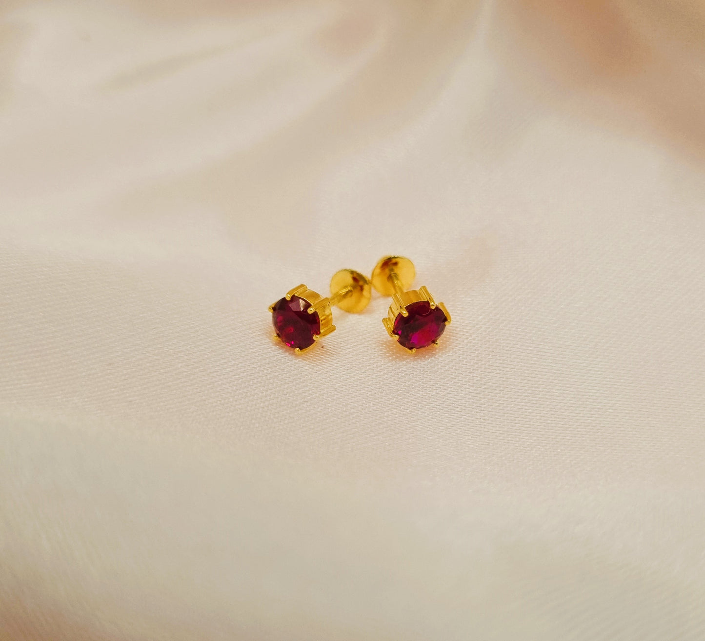 22k solid gold ear studs ruby colour cubic zirconia
