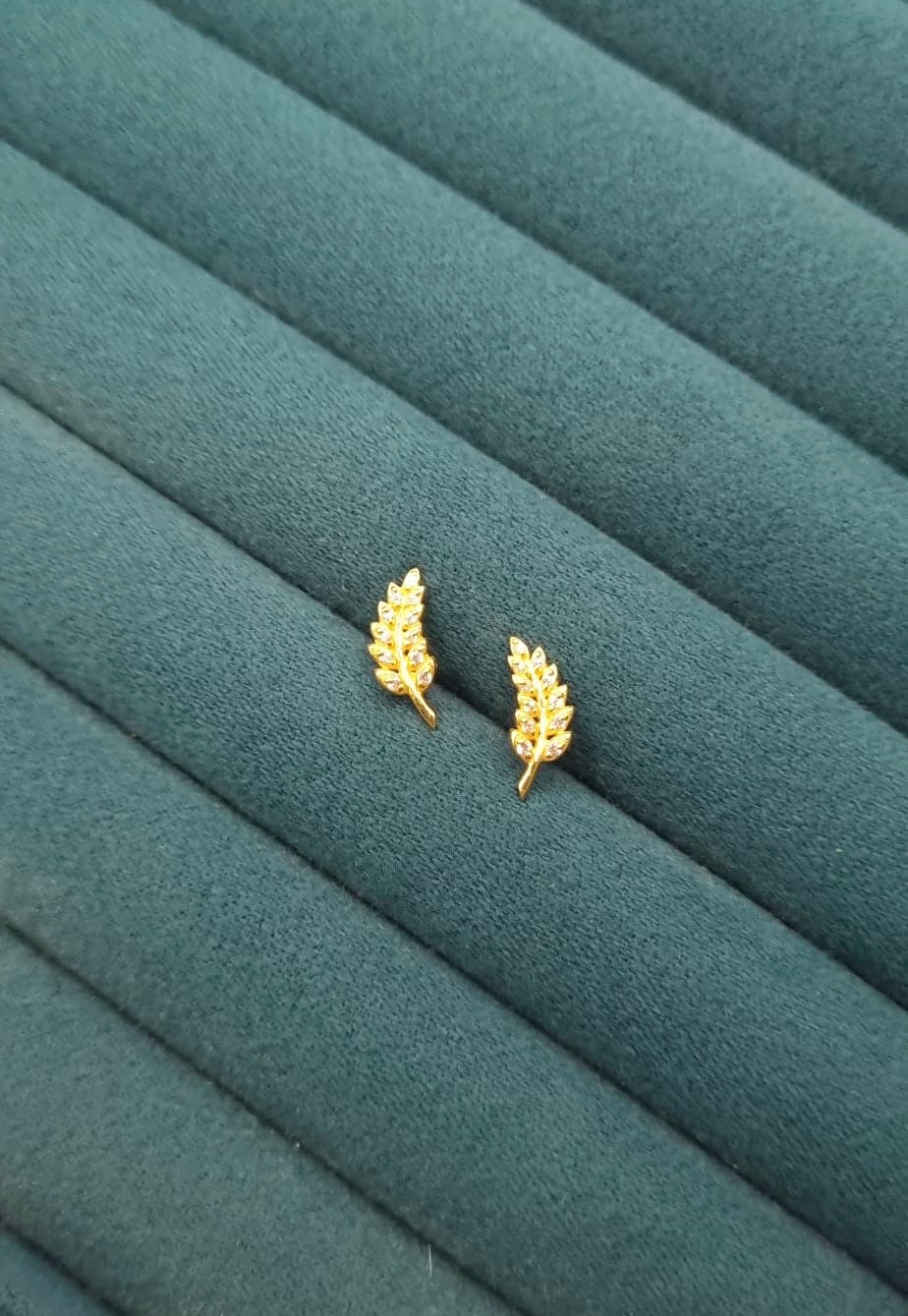 22k solid gold studded leaf earrings
