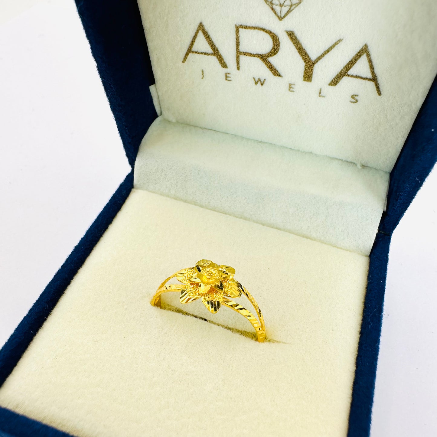 22k solid gold flower ring