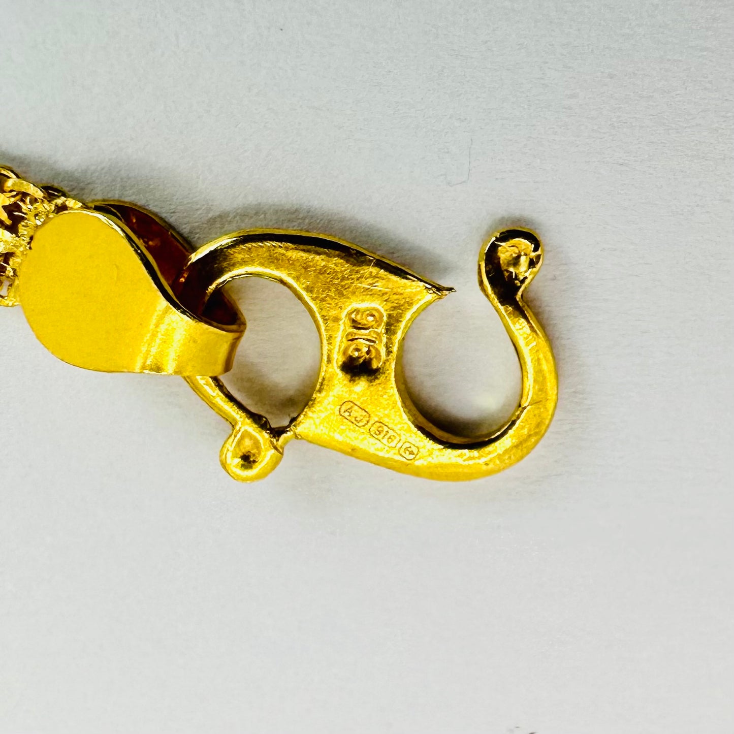 22k solid gold baby/toddlers bracelet