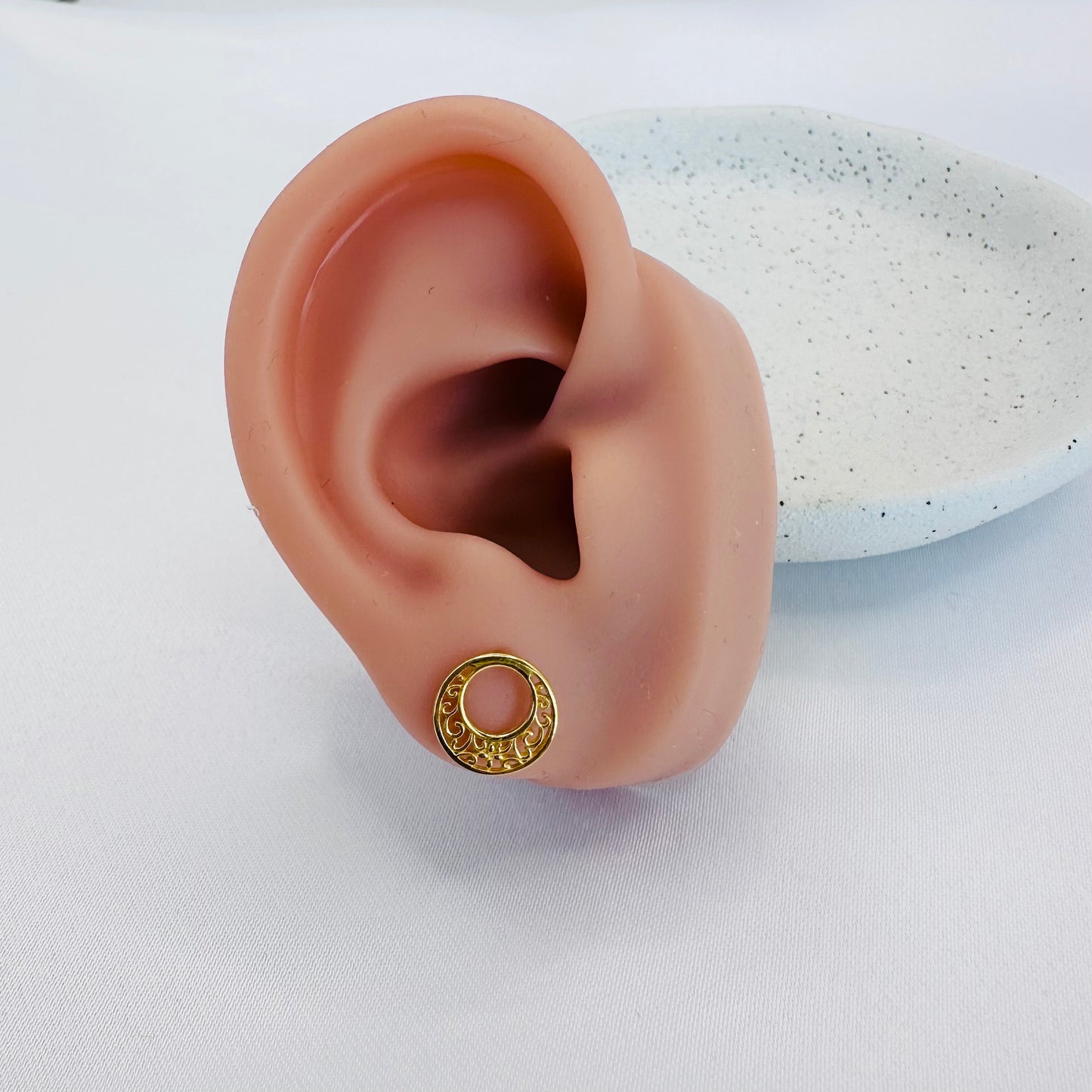 22k solid gold round earrings