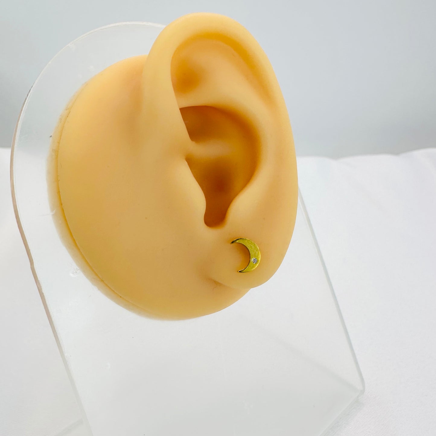 22k solid gold crescent earrings