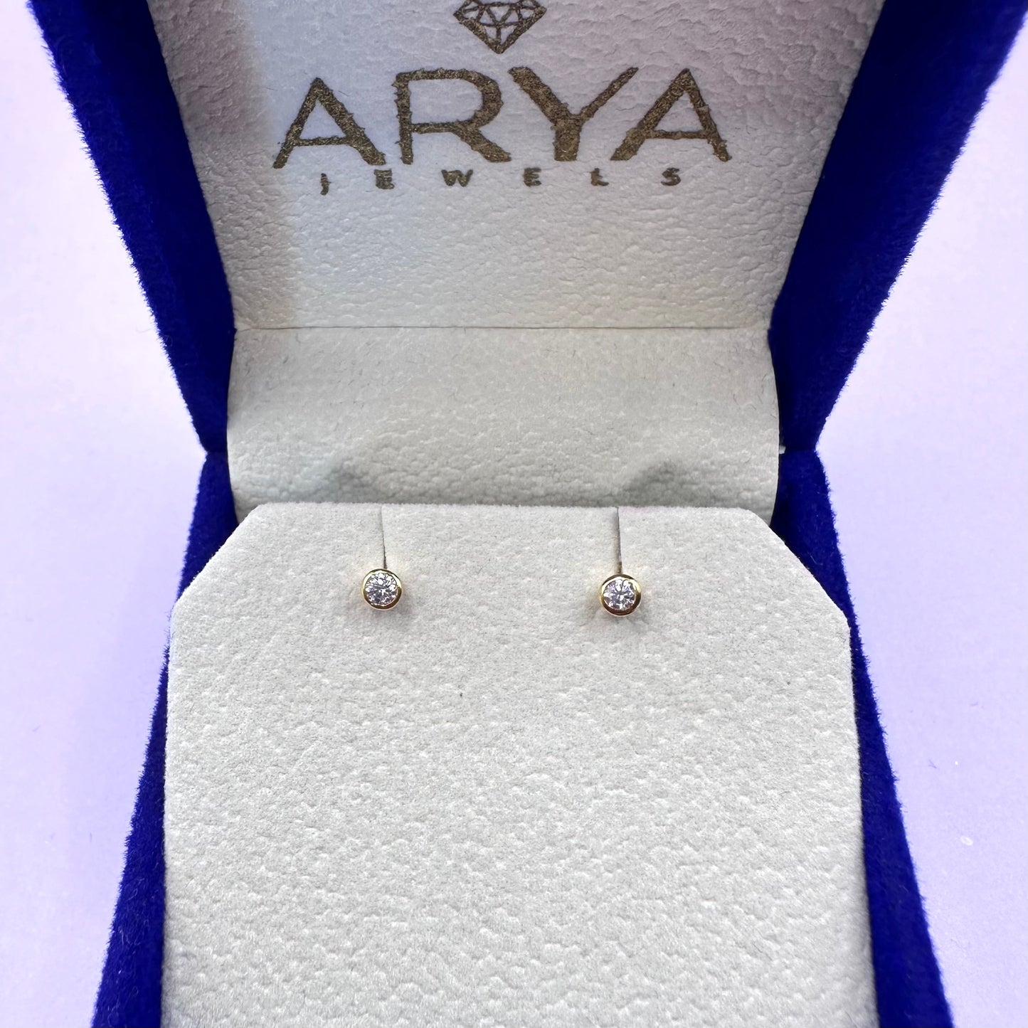 22k solid gold ear studs