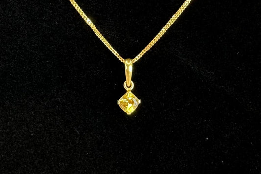Natural Srilankan/Ceylon yellow sapphire pendant only