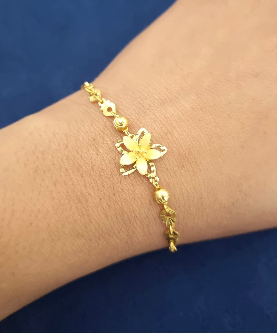 22k Solid Gold Designer Bracelet