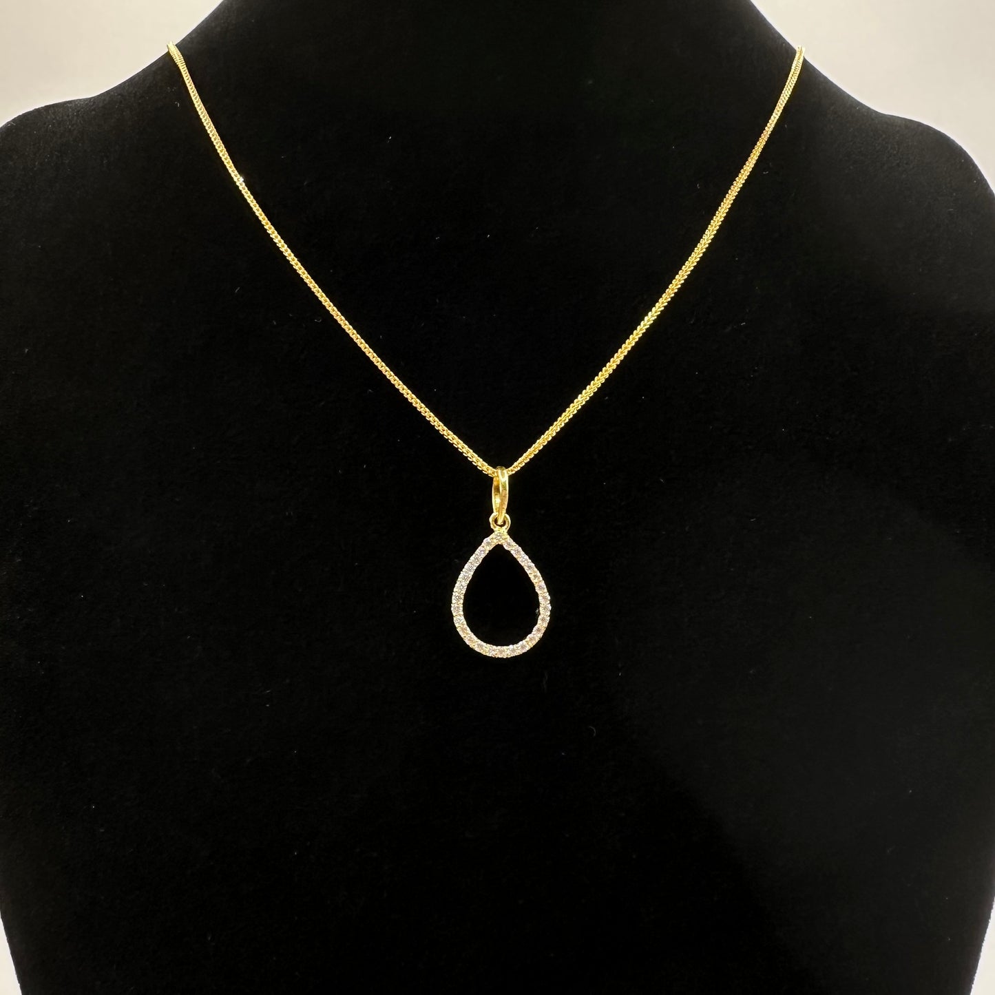 22k solid gold rain drop pendant only