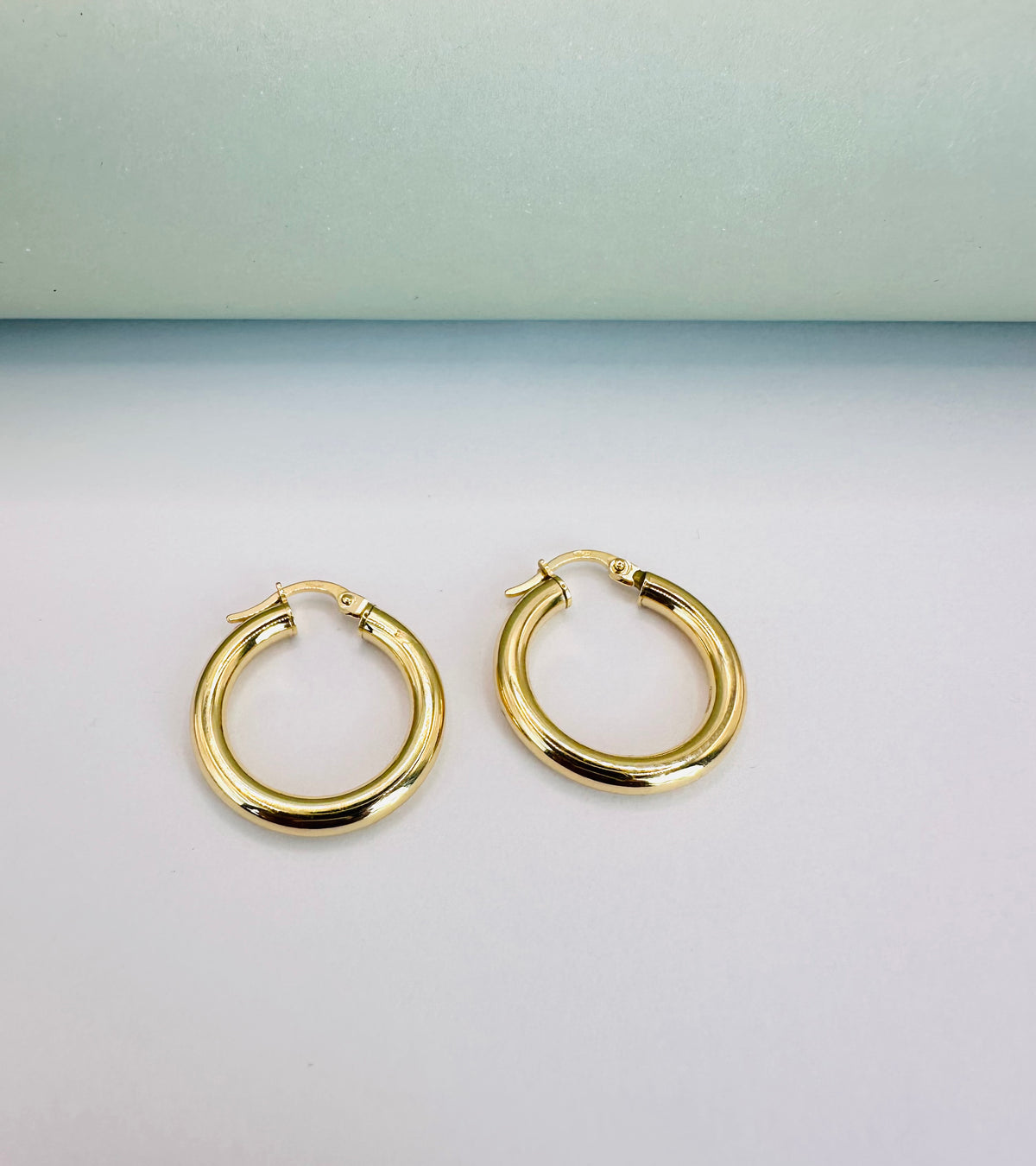18K Solid Gold Hoop Earrings