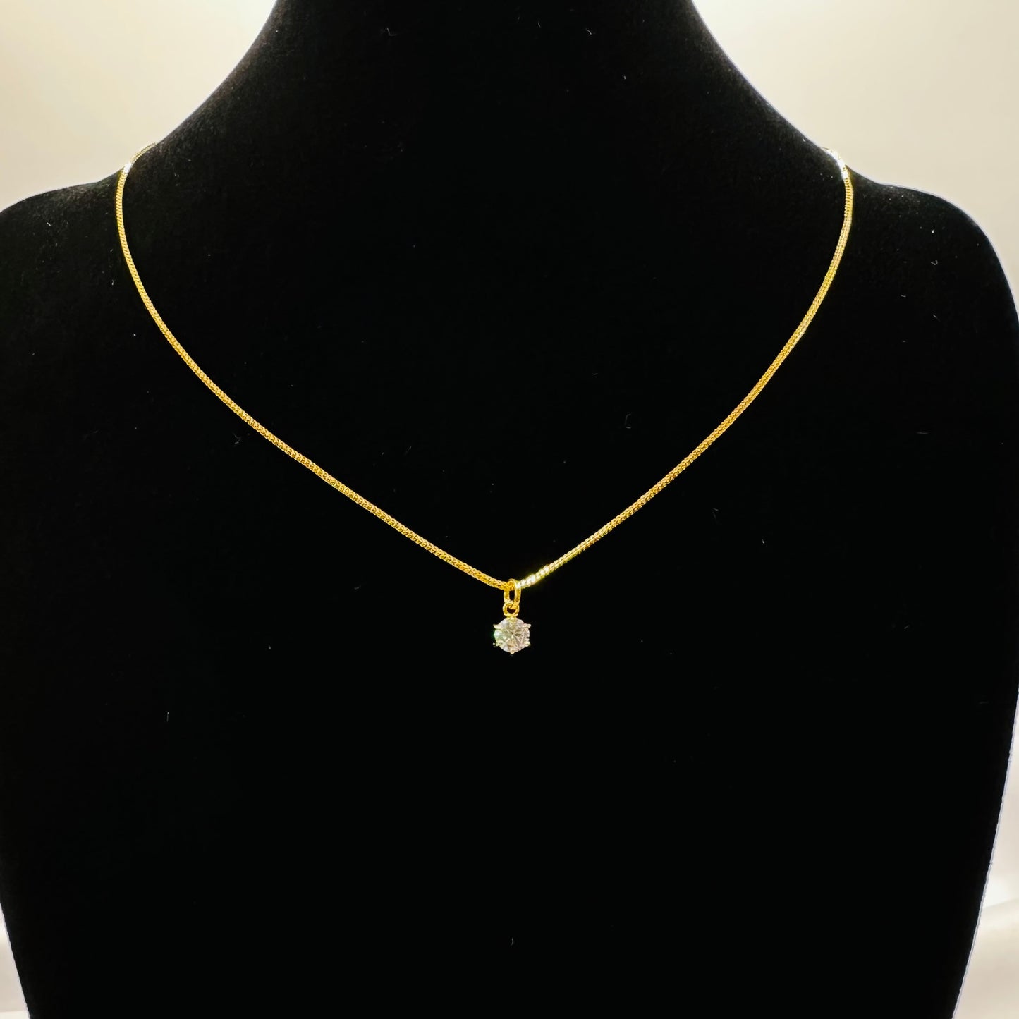 22k solid gold small solitaire pendant only
