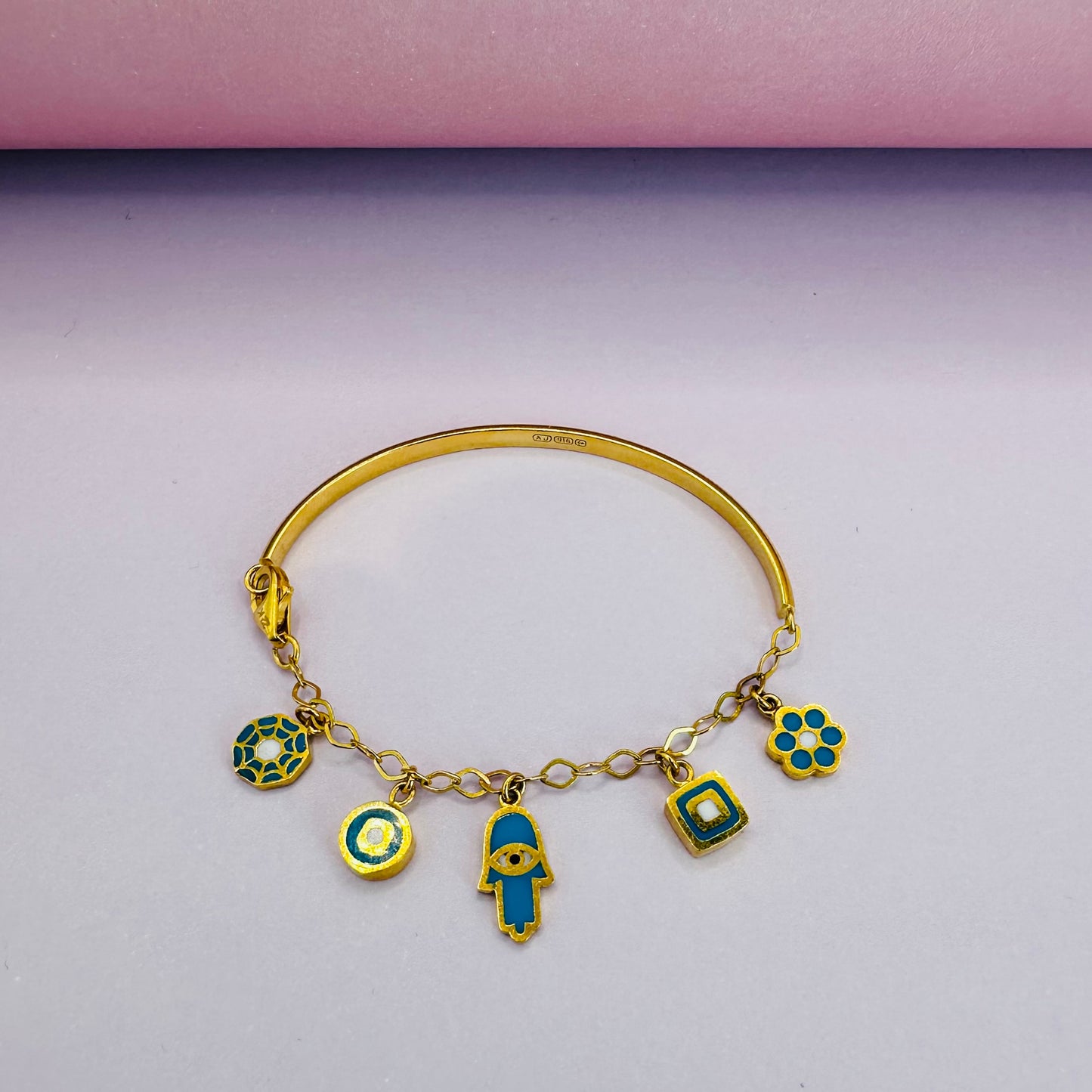 22k solid gold baby/toddlers bracelet
