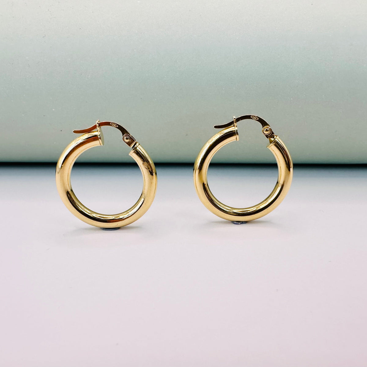 18K Solid Gold Hoop Earrings
