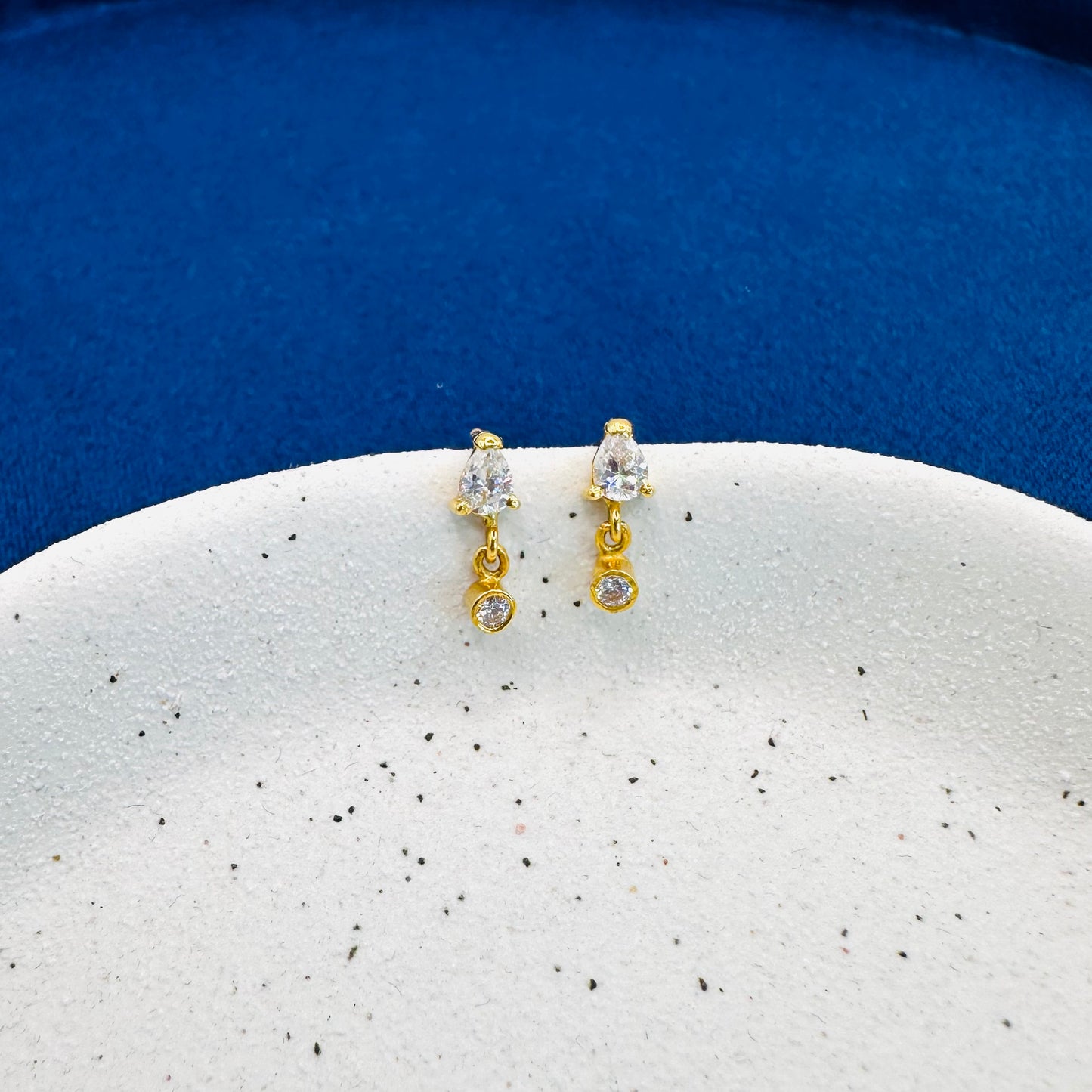 22k solid gold dangle ear studs / earrings