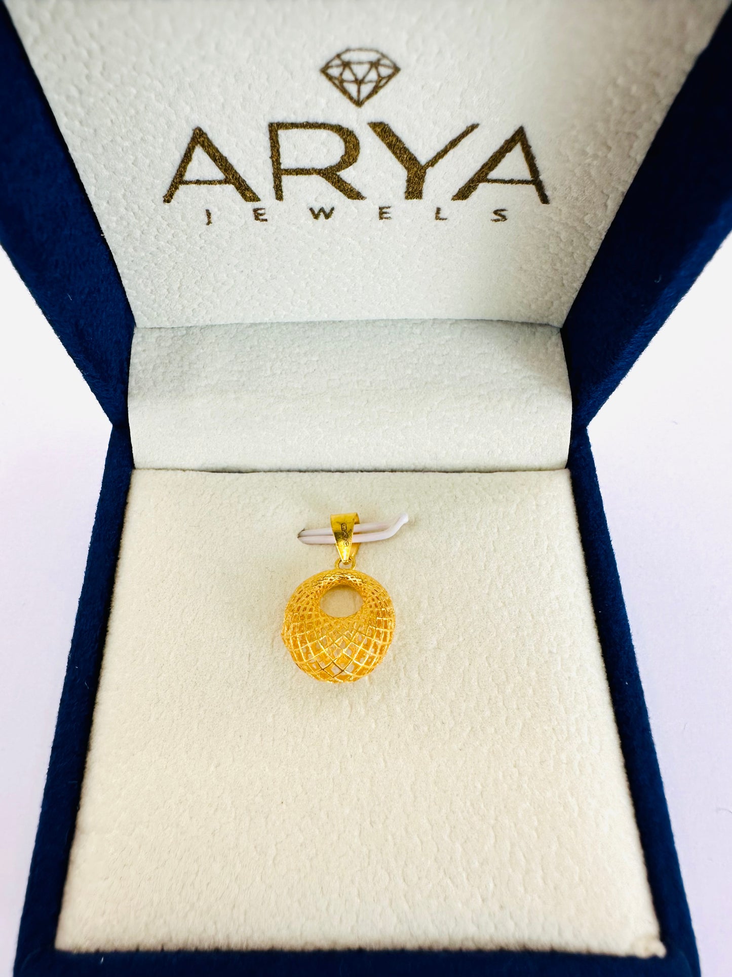 22k solid gold 3D charms pendant