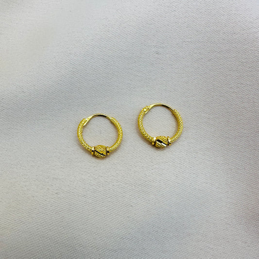 22k solid gold hoop earrings / Ballies