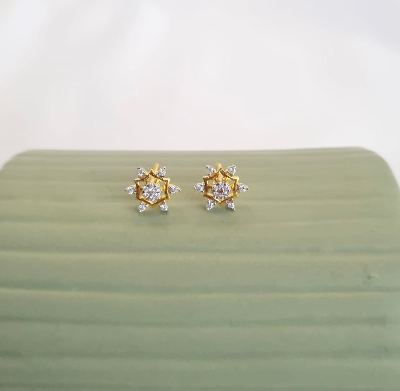 22k solid gold  designer earrings