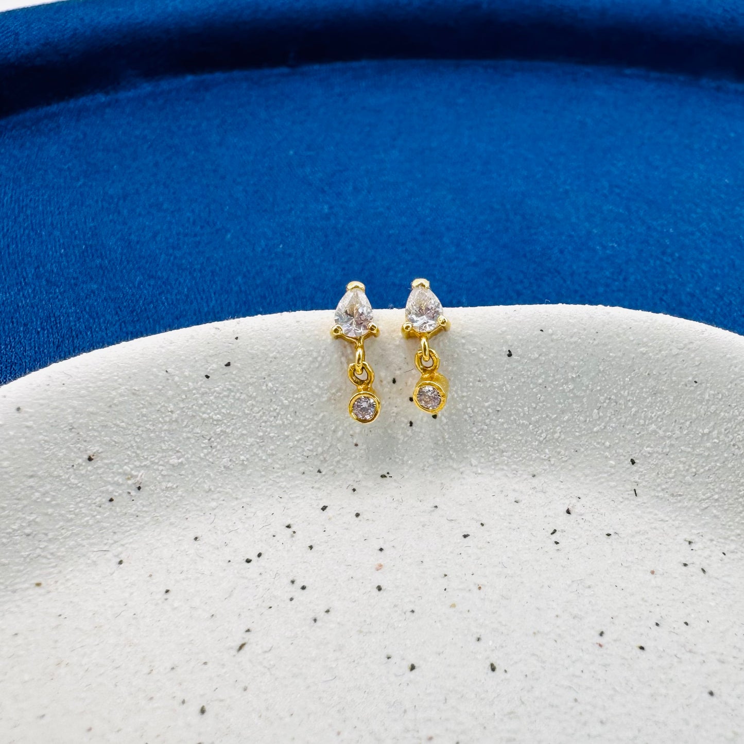 22k solid gold dangle ear studs / earrings