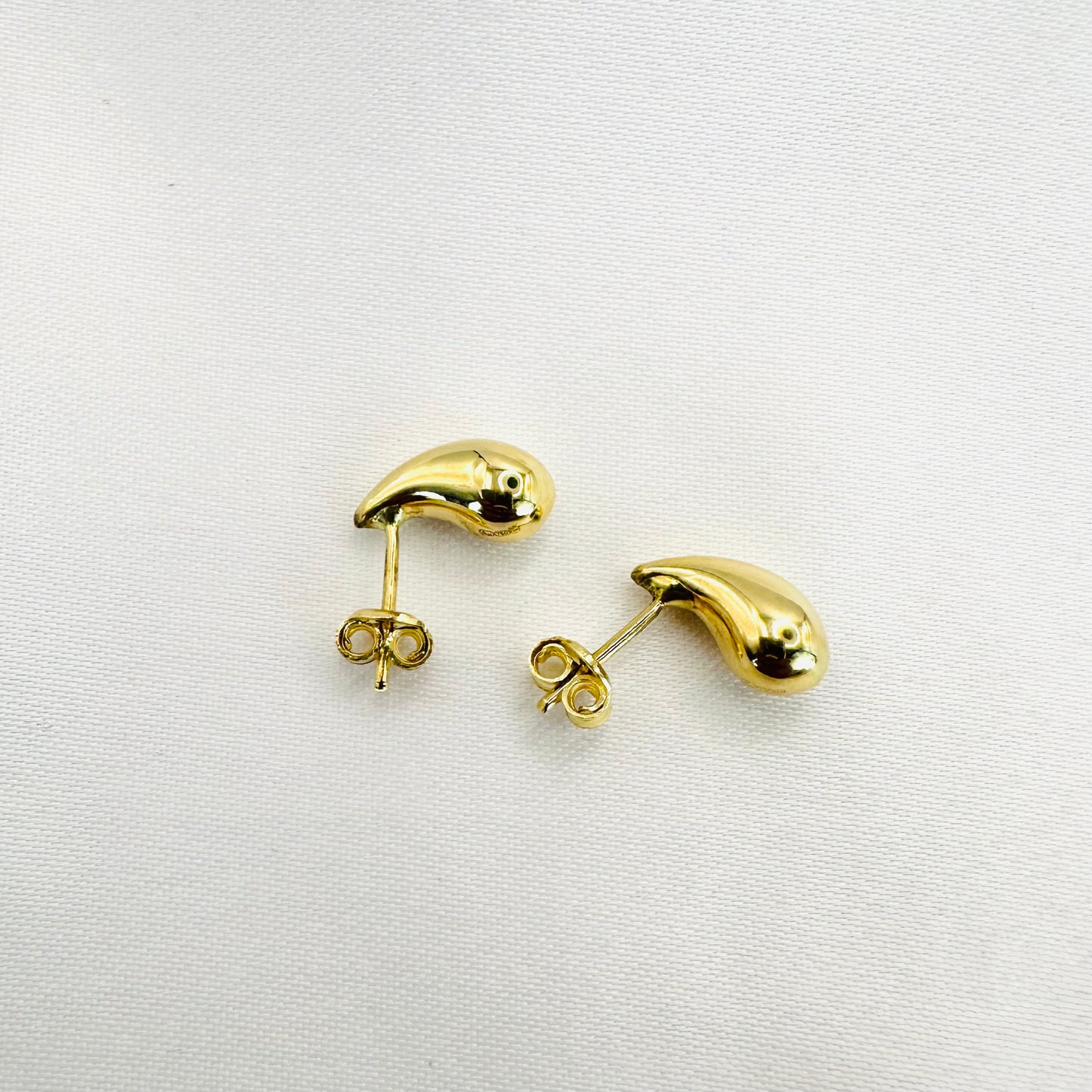 18k solid gold rain drop  ear studs