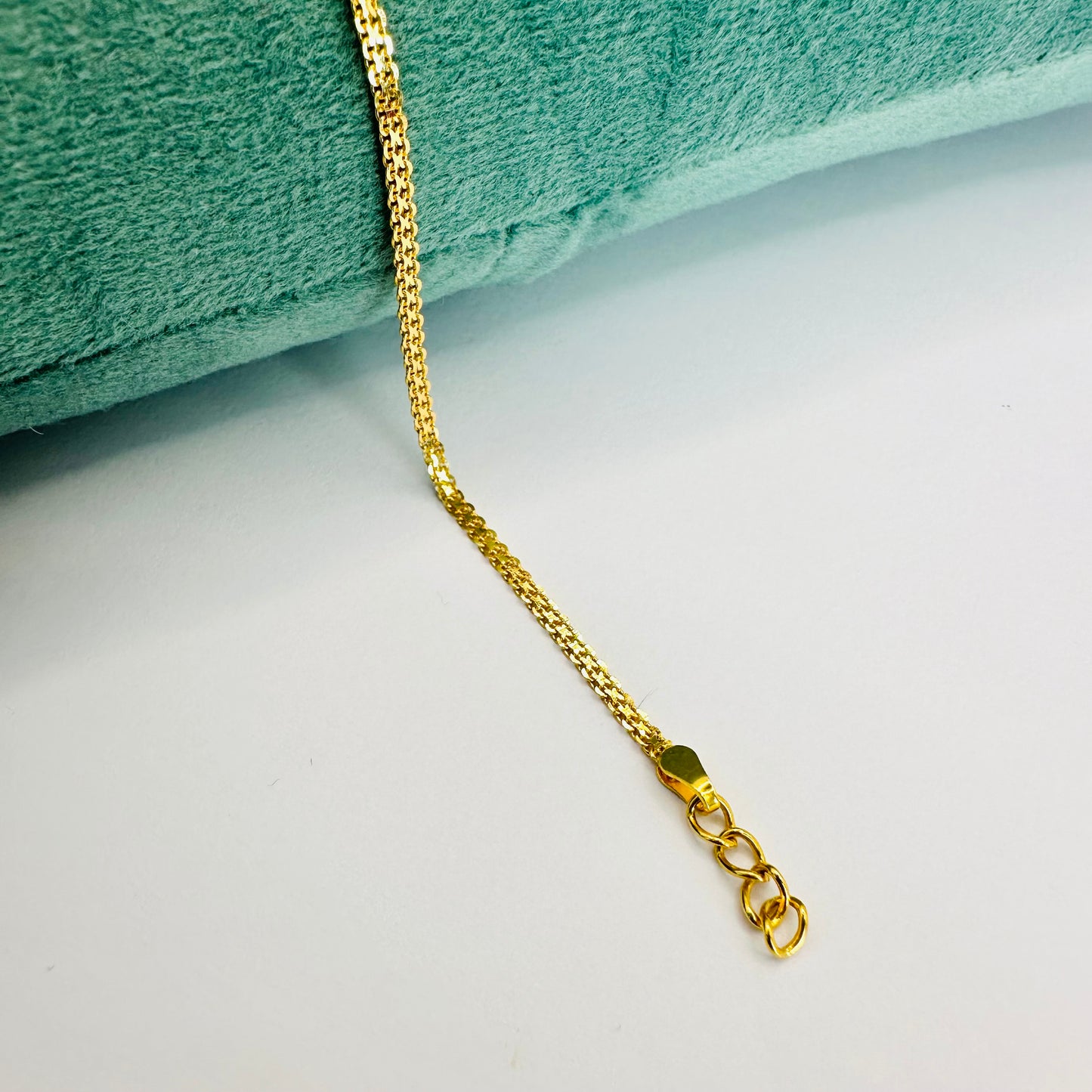 22k solid gold baby/toddlers bracelet