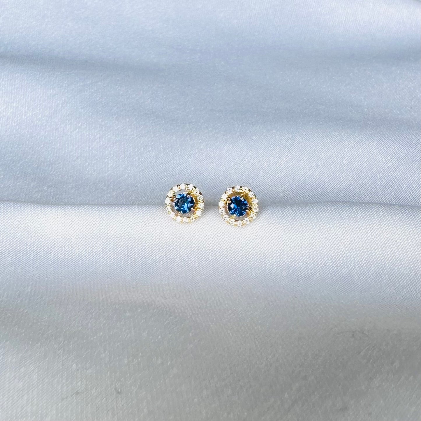 22k solid gold earrings